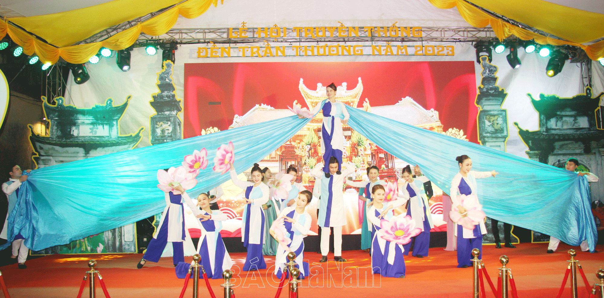                                                         Khai mạc Lễ hội truyền thống đền Trần Thương năm 2023