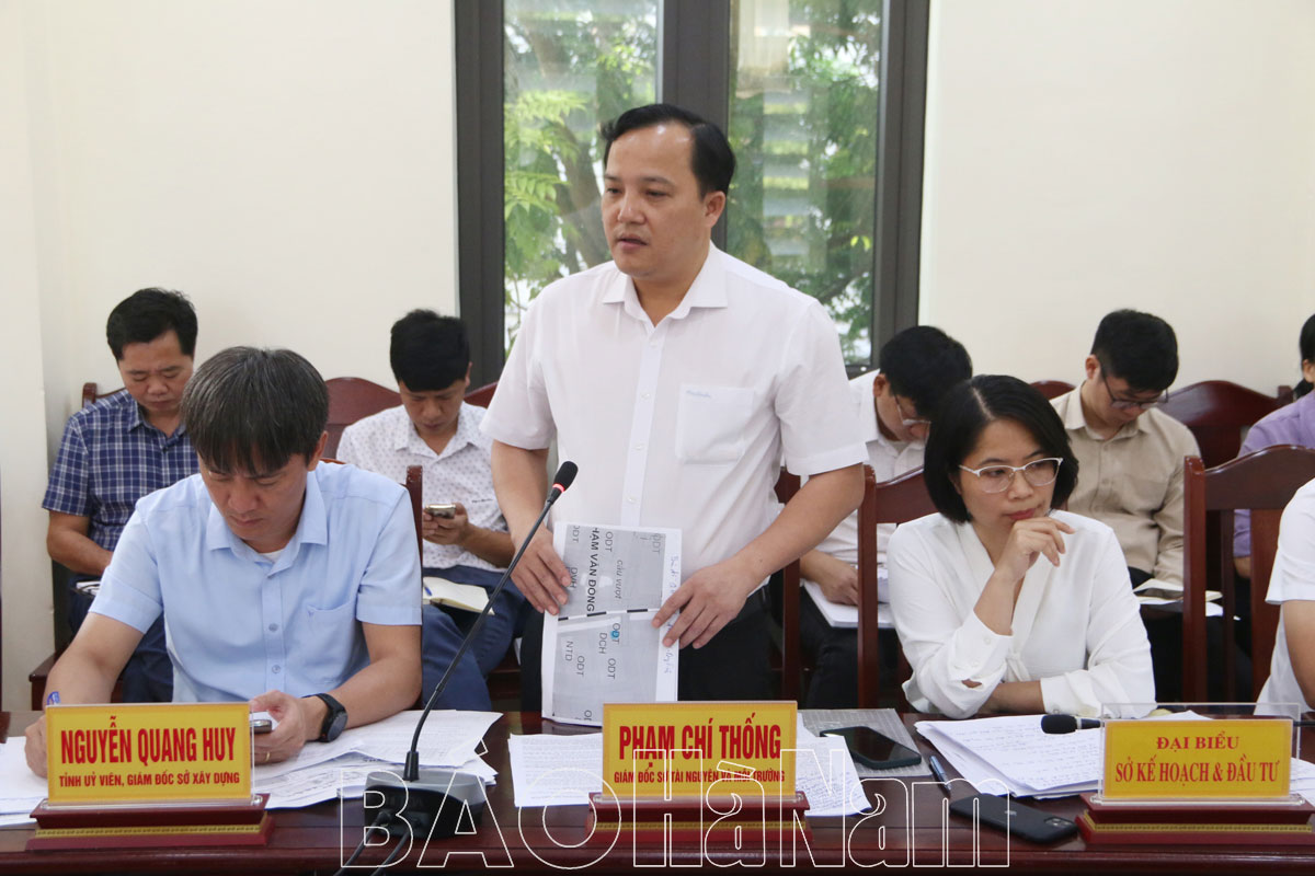 Đồng chí Bí thư Tỉnh ủy Lê Thị Thủy tiếp công dân định kỳ tháng 102023