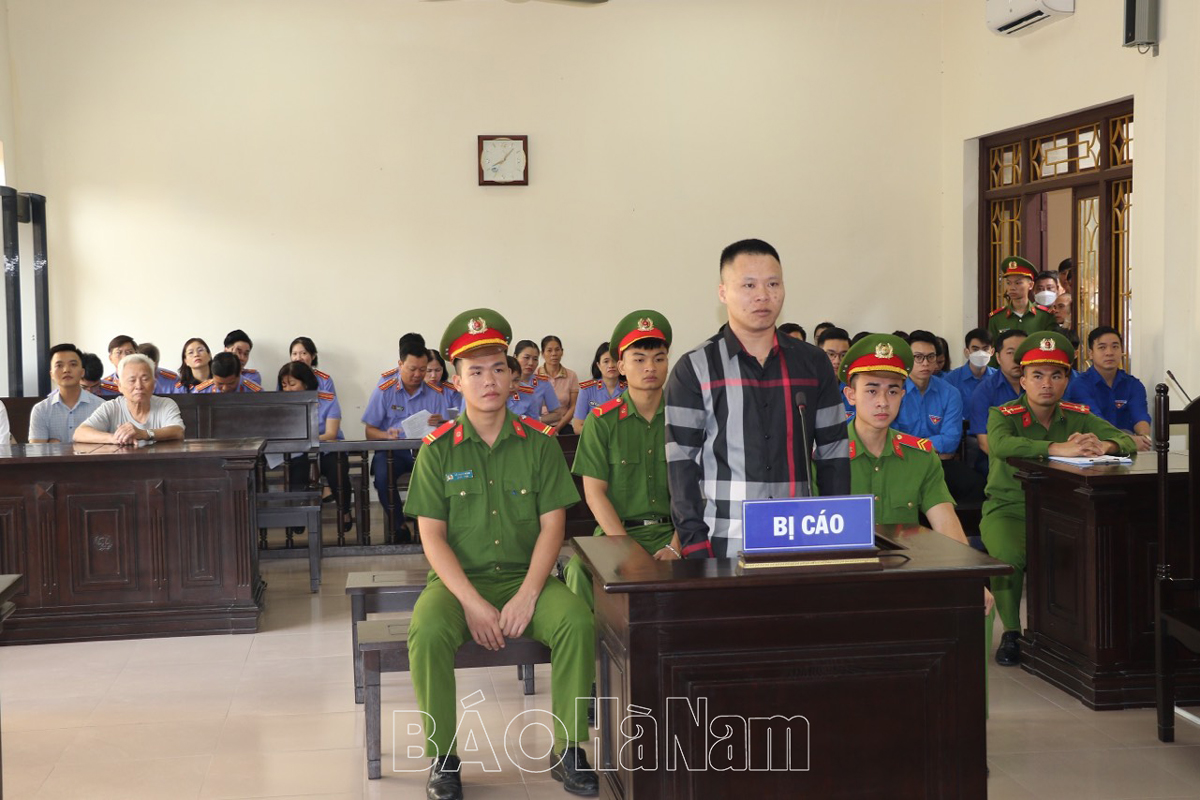 TNAD tỉnh Hà Nam tổ chức phiên tòa giám sát trực tuyến xét xử đối tượng mua bán trái phép chất ma tuý