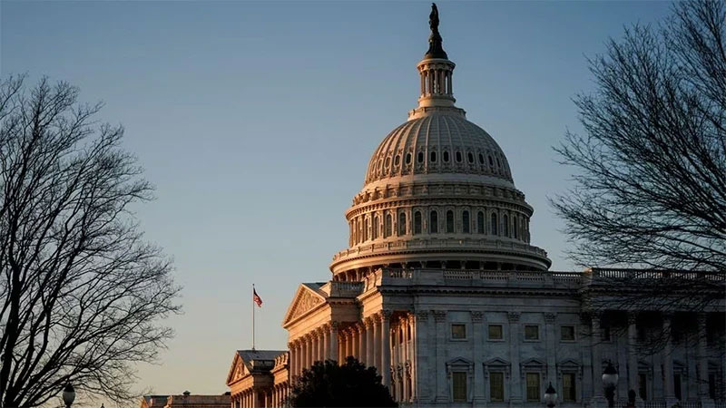 Luật ngân sách tạm thời được ban hành tránh kịch bản Chính phủ Mỹ đóng cửa