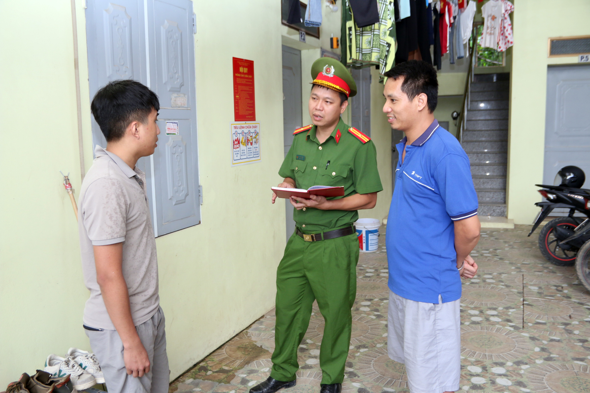 Bảo đảm an ninh trật tự tại khu nhà trọ ở Bạch Thượng