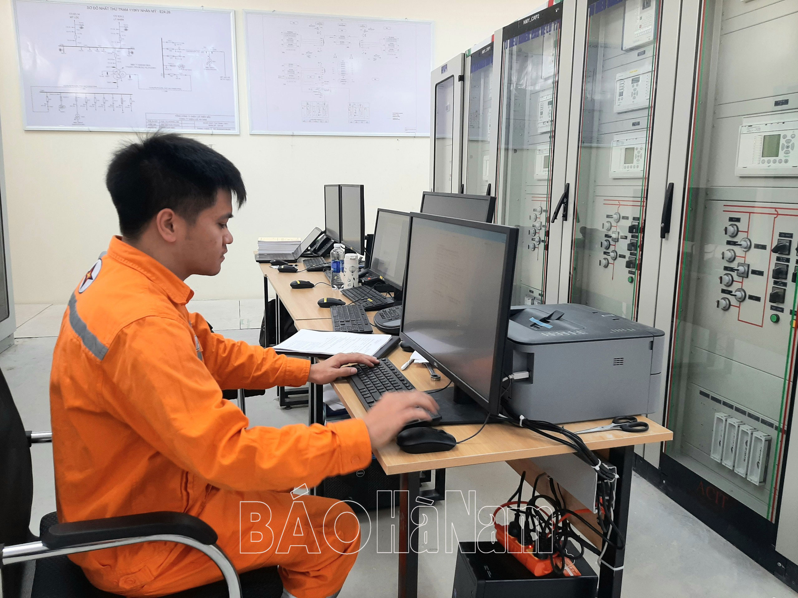 Công ty Điện lực Hà Nam tổ chức đóng điện TBA 110 kV Nhân Mỹ 