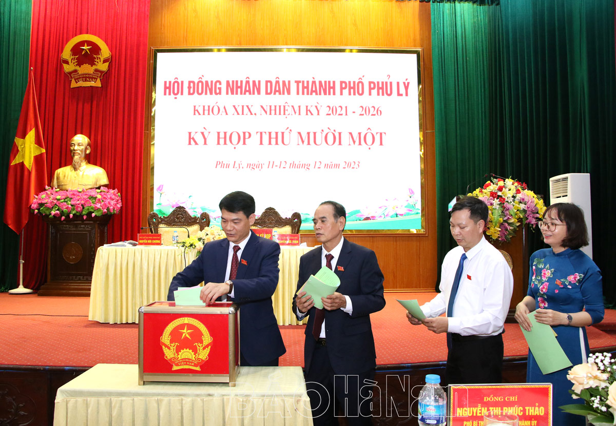 HĐND thành phố Phủ Lý bế mạc Kỳ họp thứ 11  nhiệm kỳ 20212026
