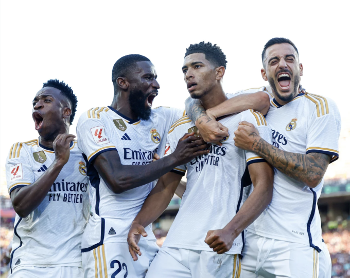 Real vô địch La Liga sớm 4 vòng