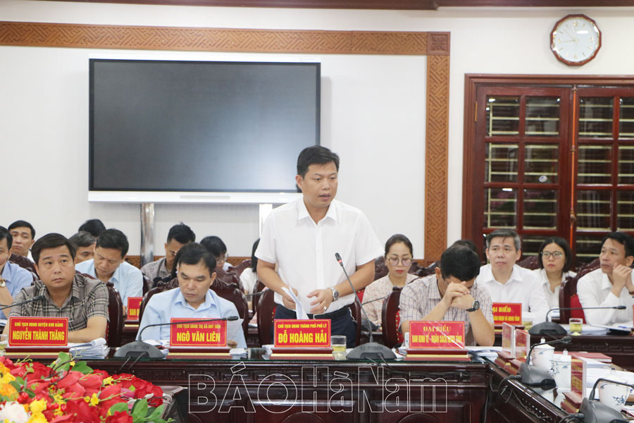 UBND tỉnh thảo luận các nội dung trình HĐNĐ tỉnh tại kỳ họp thường lệ năm 2024