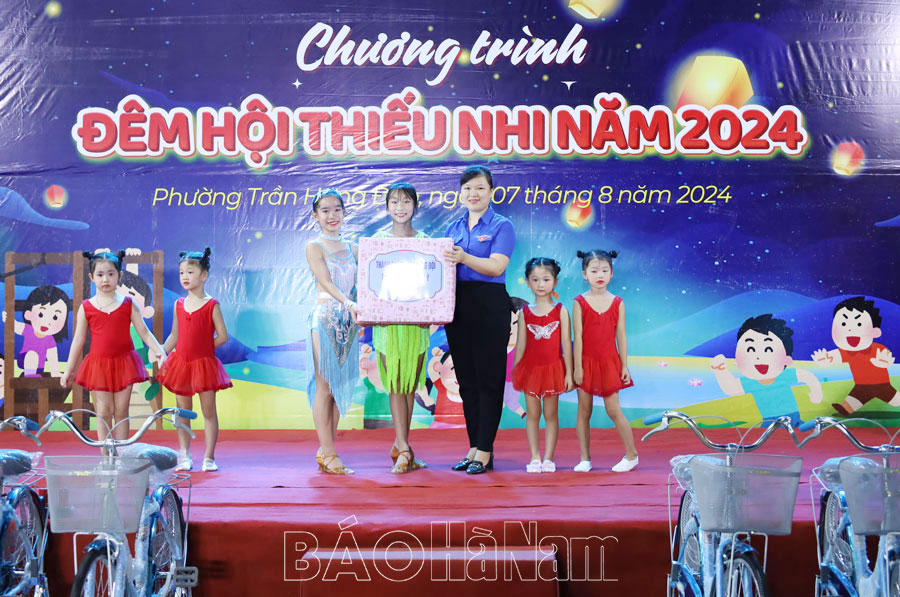 Sôi nổi chương trình Ngày hội thiếu nhi phường Trần Hưng Đạo năm 2024
