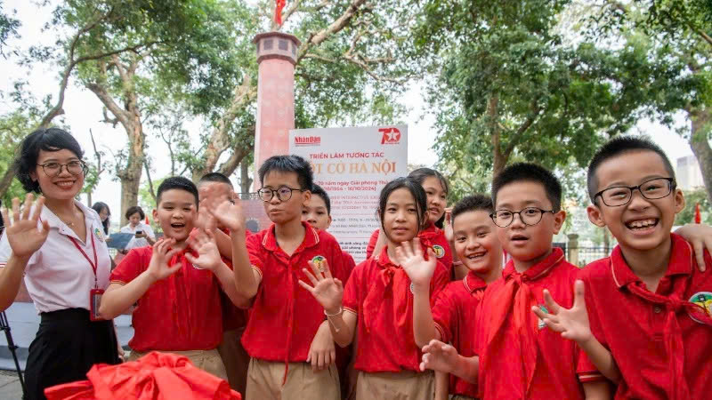 Triển lãm tương tác Cột cờ Hà Nội Khơi dậy niềm tự hào và tình yêu Thủ đô