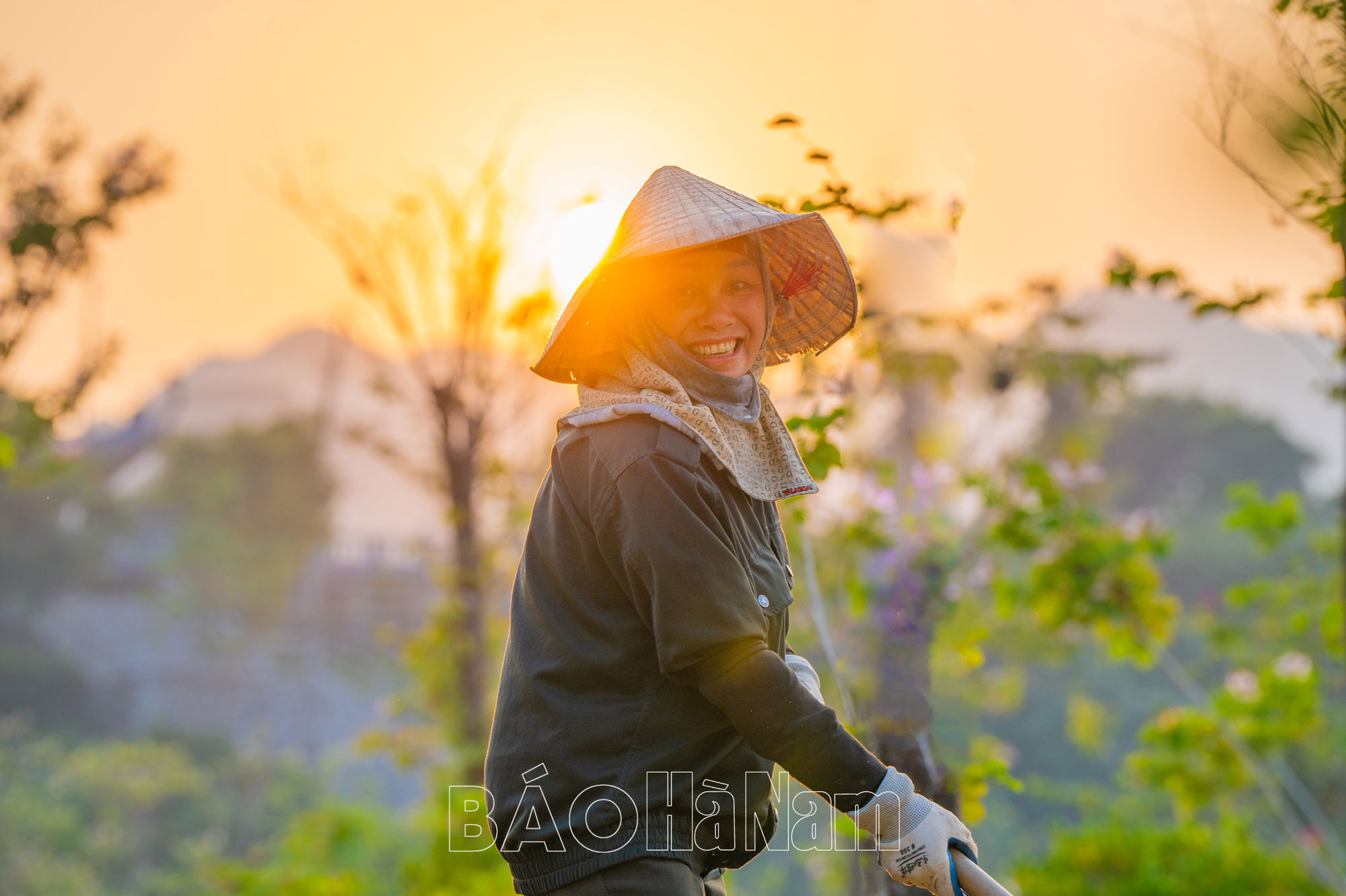 Hoàng hôn chiều Thu tại chùa Tam Chúc