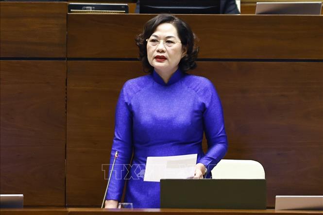 Thống đốc Nguyễn Thị Hồng trả lời lý do ngân hàng chỉ bán vàng không mua lại