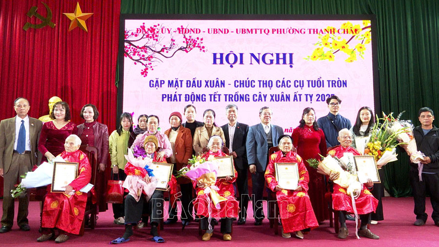 Thành phố Phủ Lý tổ chức mừng thọ người cao tuổi đầu xuân mới 
