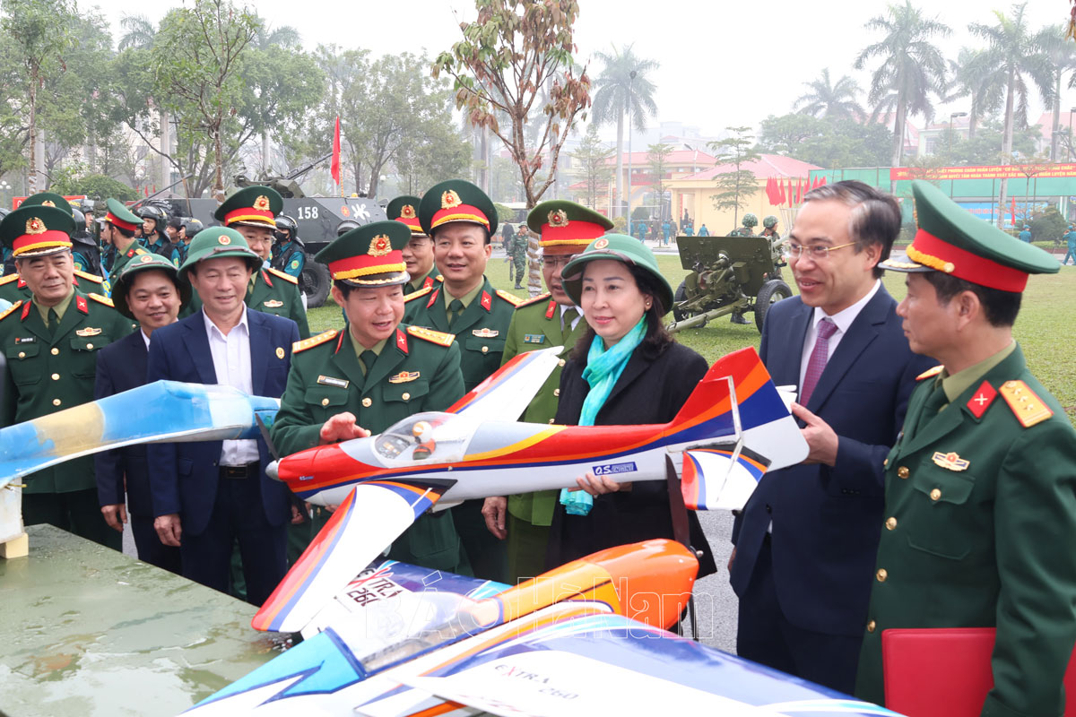 Bộ CHQS tỉnh tổ chức lễ ra quân huấn luyện năm 2025
