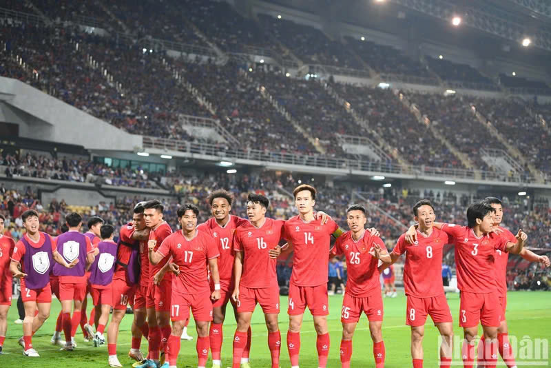 Đội tuyển Việt Nam tăng 5 bậc trên bảng xếp hạng FIFA