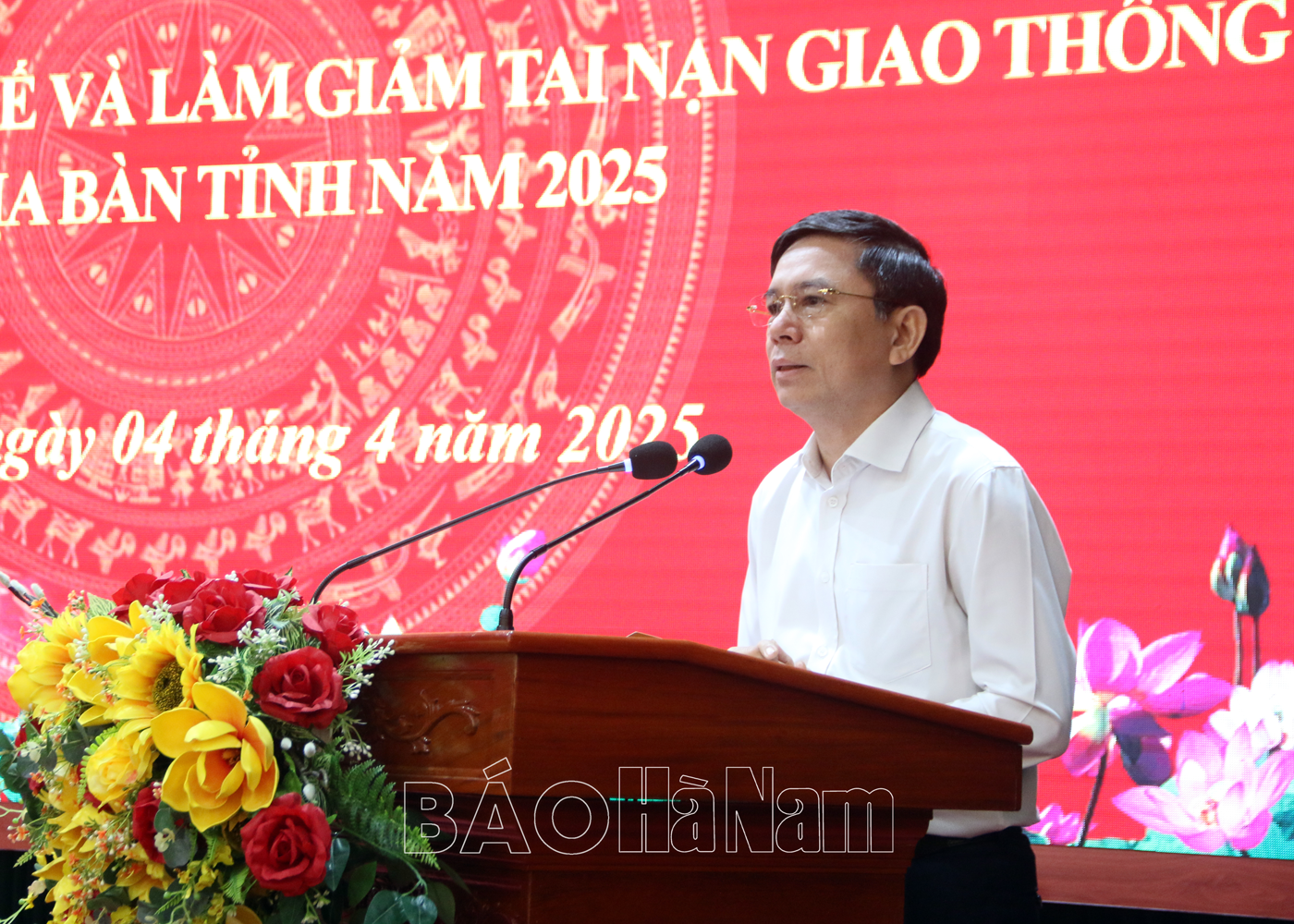 Hội nghị bàn giải pháp kiềm chế và làm giảm tai nạn giao thông